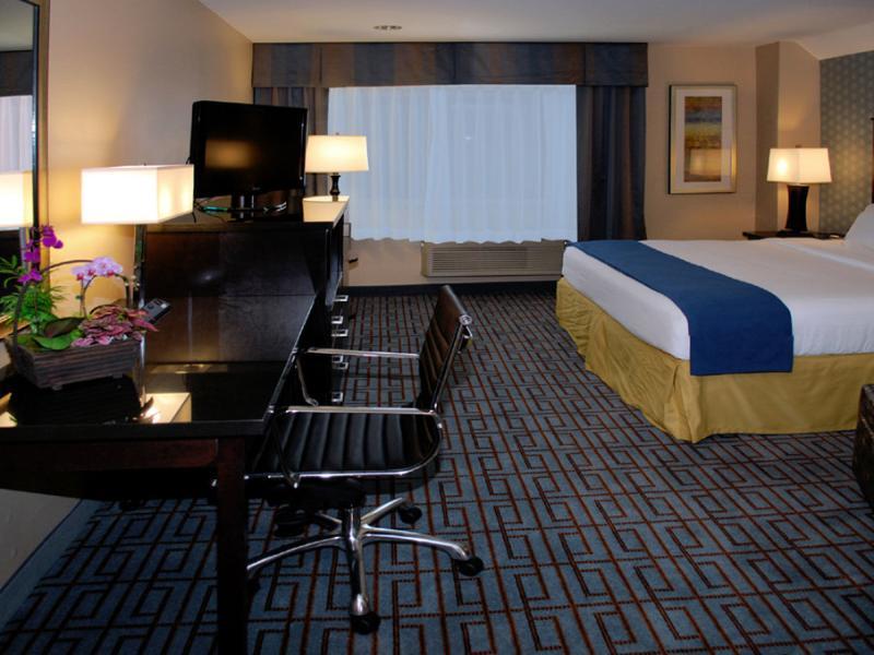 Hotel Express Angeles Downtown West, An Ihg 2*